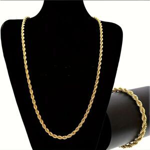 Two-piece necklace and bracelet set